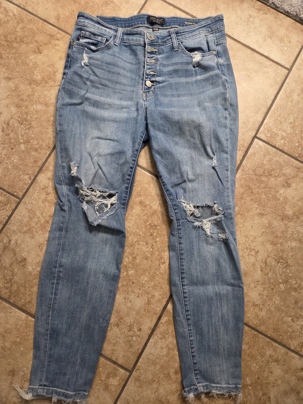 Judy Blue Button Fly Boyfriend Jeans 11